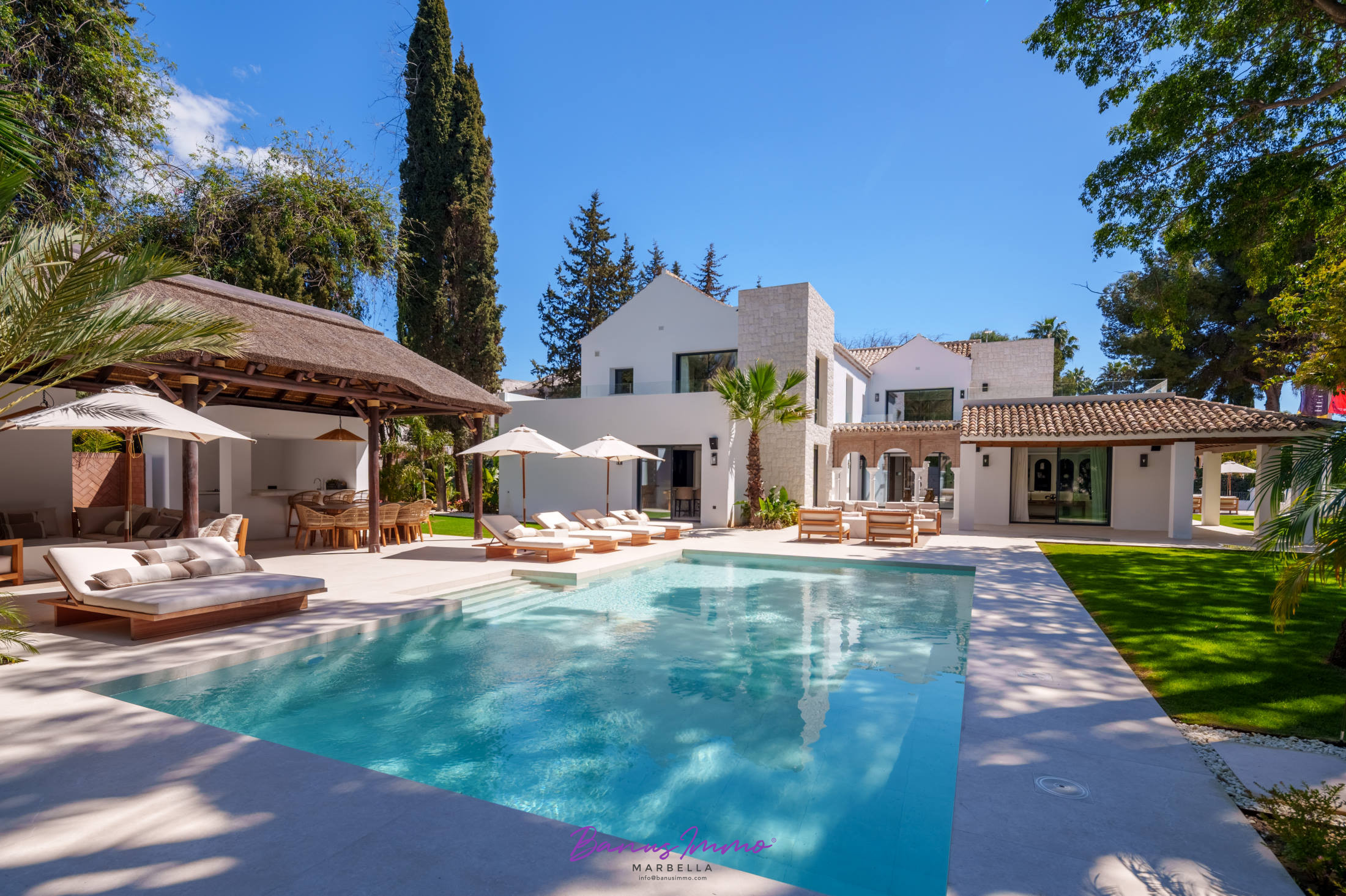 5 bed Villa (Detached) For Sale in Marbella, 